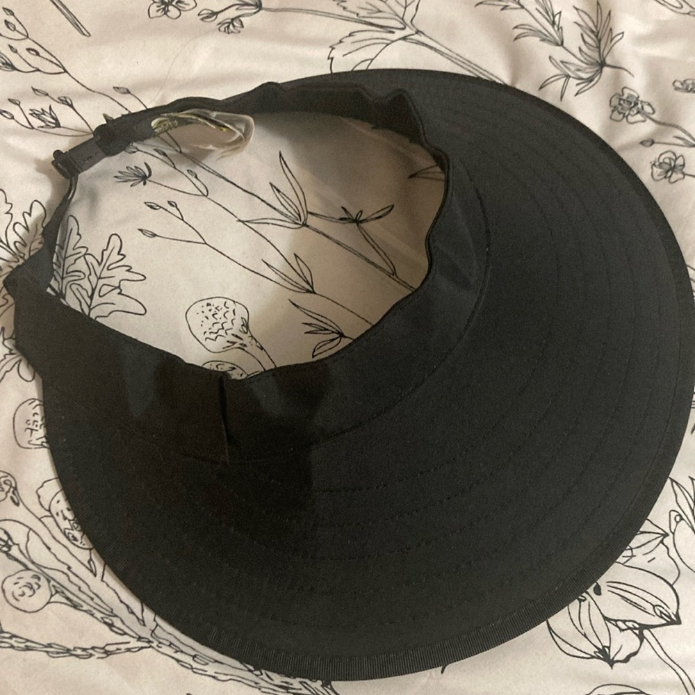 Classic Black Sun Visor NWT